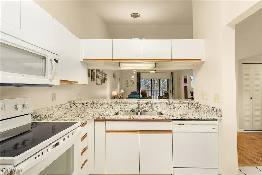 5731 Foxlake Drive North Fort Myers FL 33917