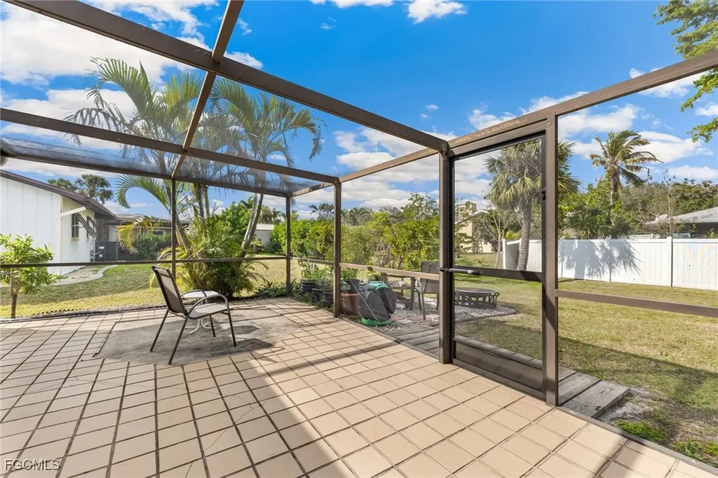 6118 Park Road Fort Myers FL 33908