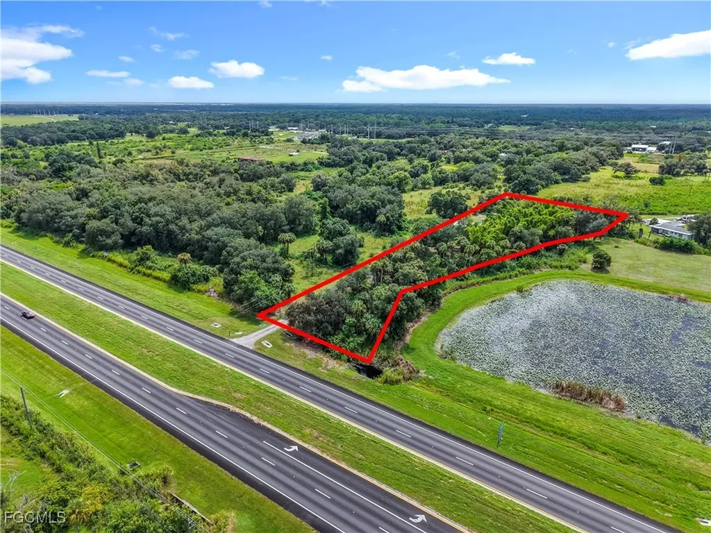 21630 Palm Beach Boulevard Alva FL 33920