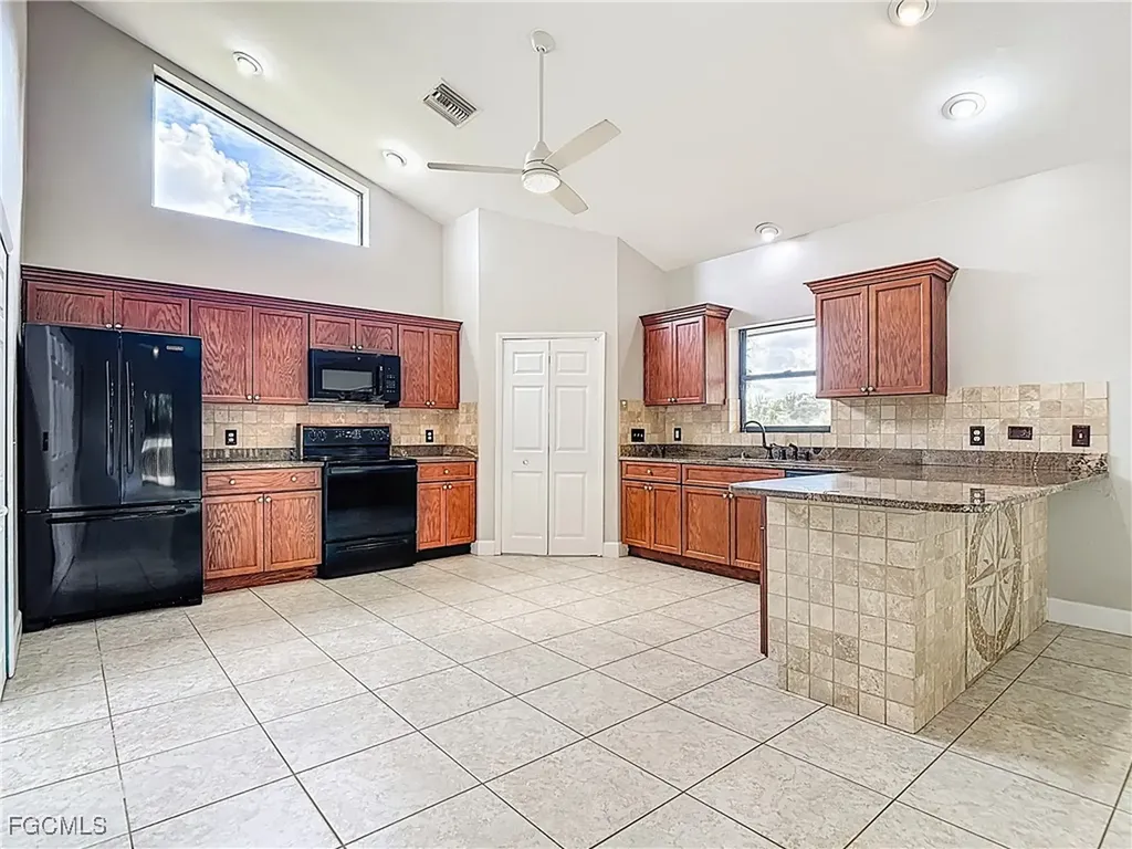 21630 Palm Beach Boulevard Alva FL 33920