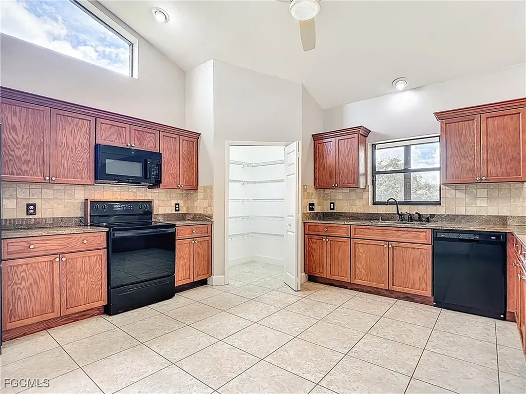 21630 Palm Beach Boulevard Alva FL 33920