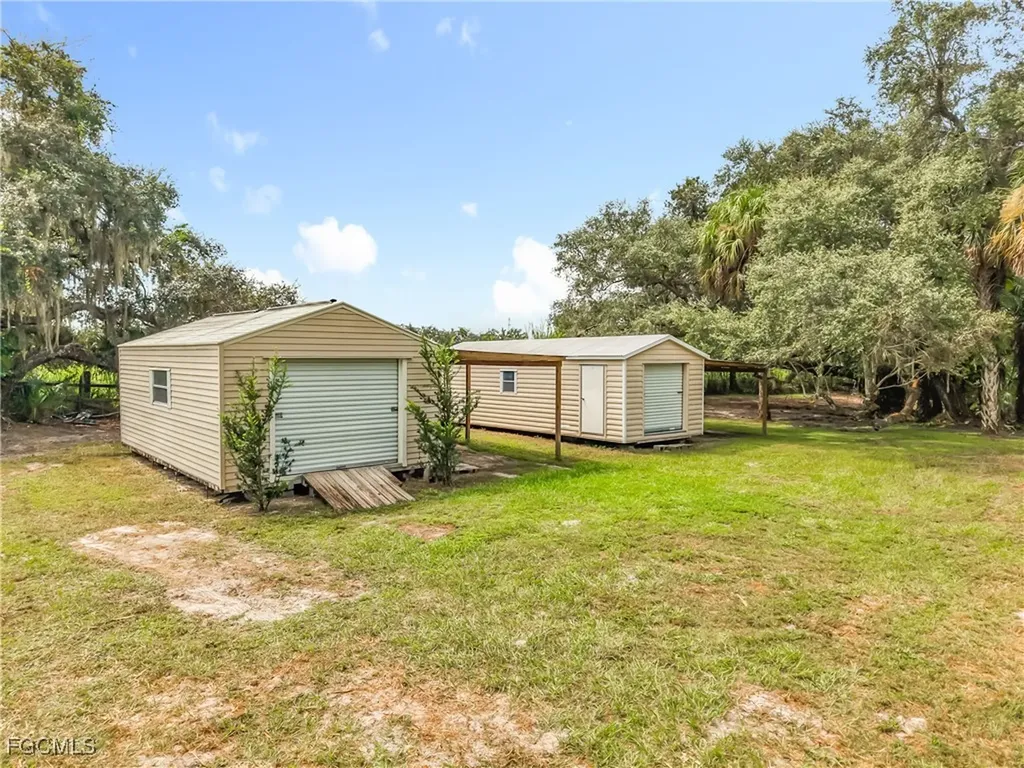 21630 Palm Beach Boulevard Alva FL 33920