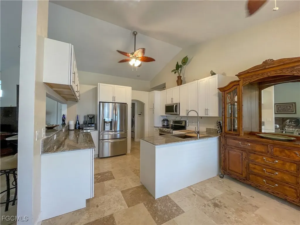 4436 SE 11th Place Cape Coral FL 33904