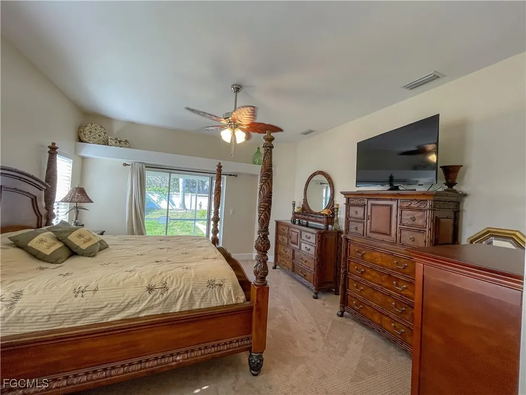 4436 SE 11th Place Cape Coral FL 33904