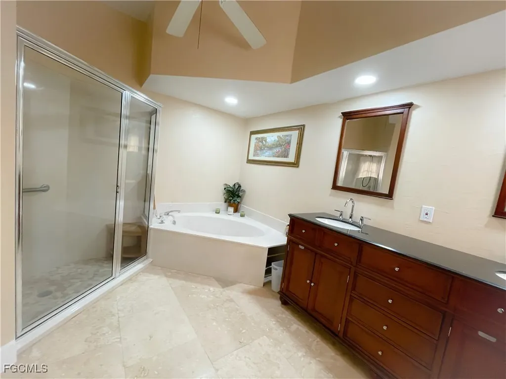4436 SE 11th Place Cape Coral FL 33904