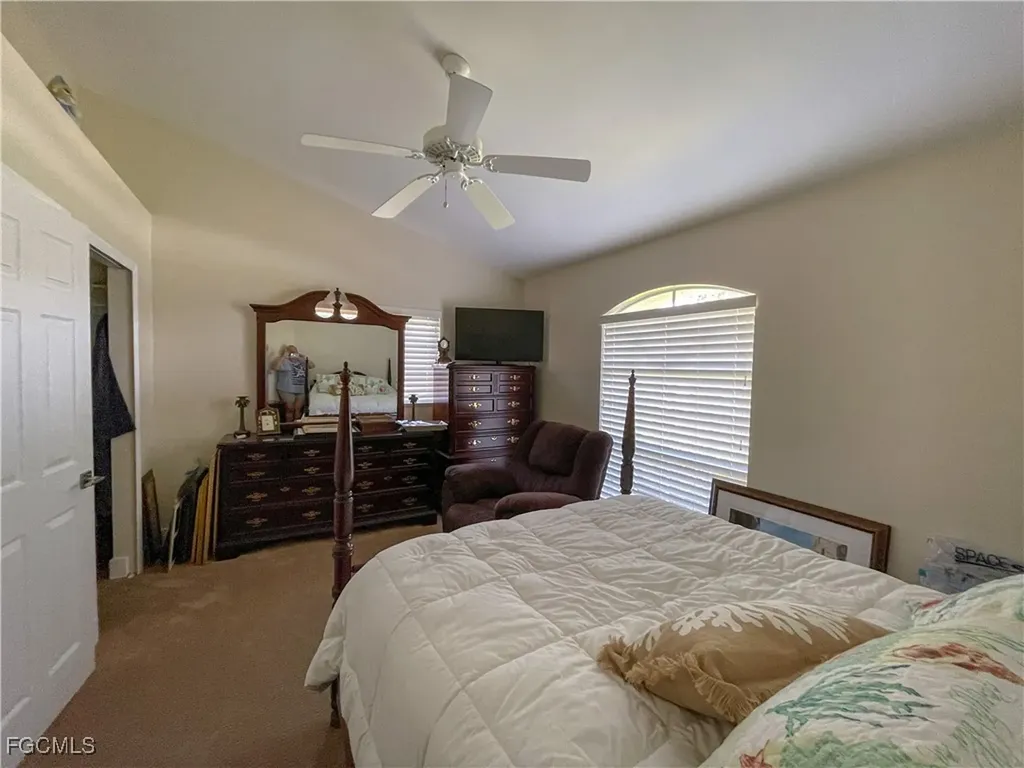 4436 SE 11th Place Cape Coral FL 33904