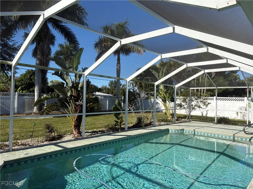 4436 SE 11th Place Cape Coral FL 33904