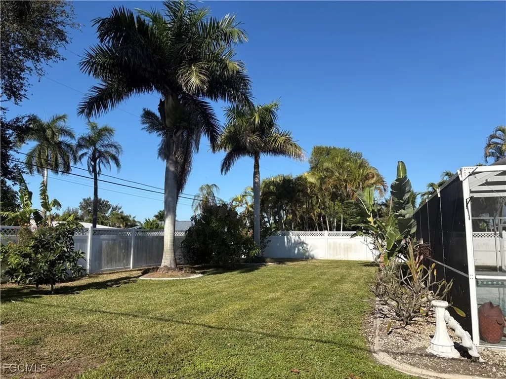 4436 SE 11th Place Cape Coral FL 33904