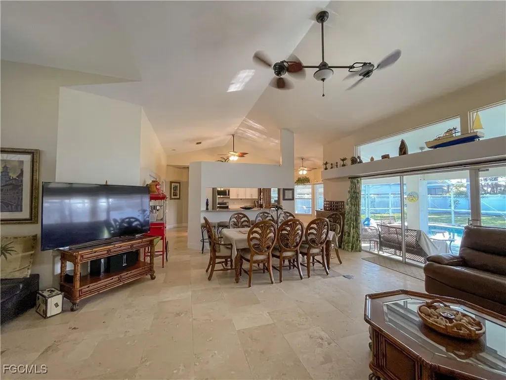 4436 SE 11th Place Cape Coral FL 33904