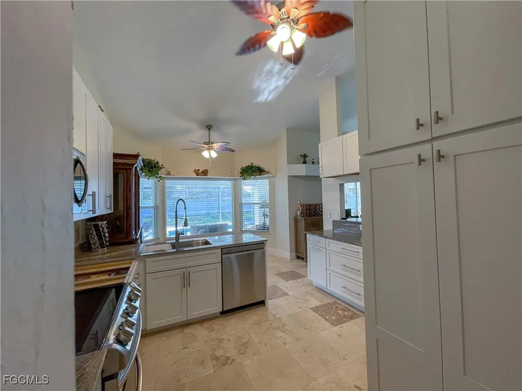 4436 SE 11th Place Cape Coral FL 33904