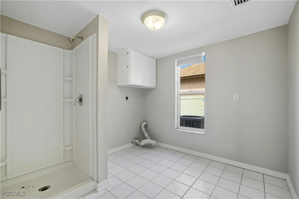 5310 SW 25th Court Cape Coral FL 33914