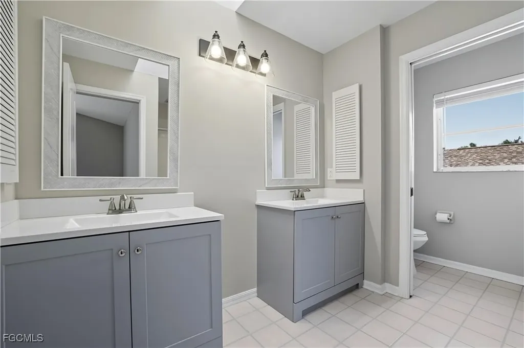 5310 SW 25th Court Cape Coral FL 33914