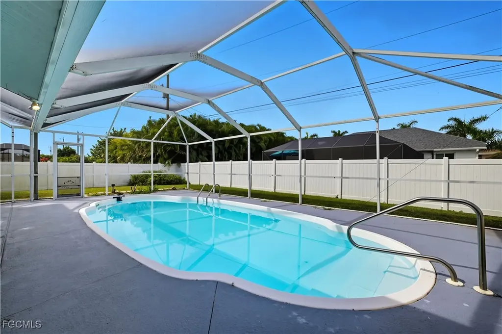 5310 SW 25th Court Cape Coral FL 33914