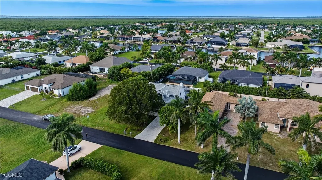 5310 SW 25th Court Cape Coral FL 33914