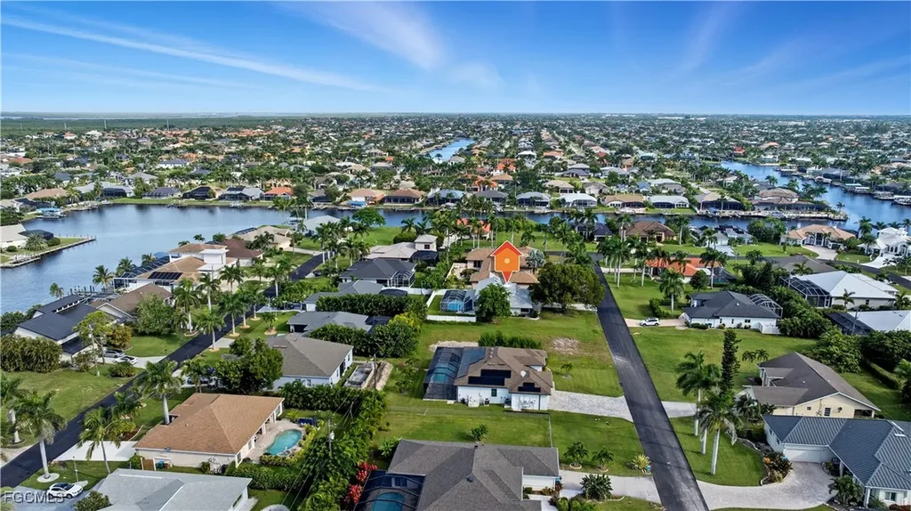 5310 SW 25th Court Cape Coral FL 33914