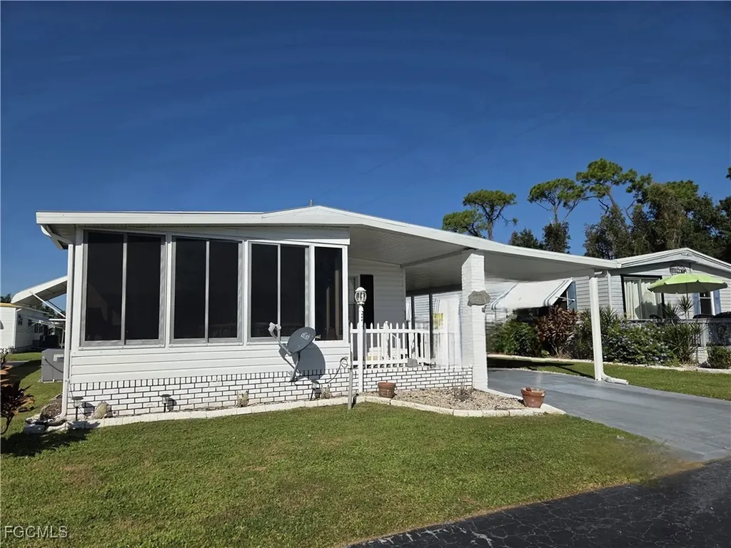 836 Peaceful Drive North Fort Myers FL 33917