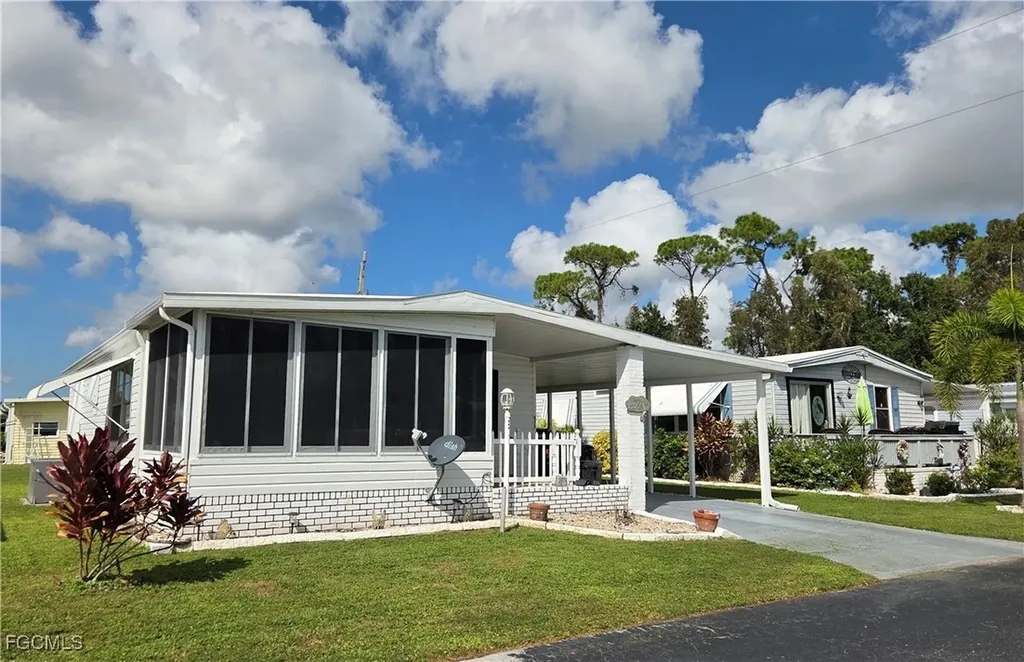 836 Peaceful Drive North Fort Myers FL 33917