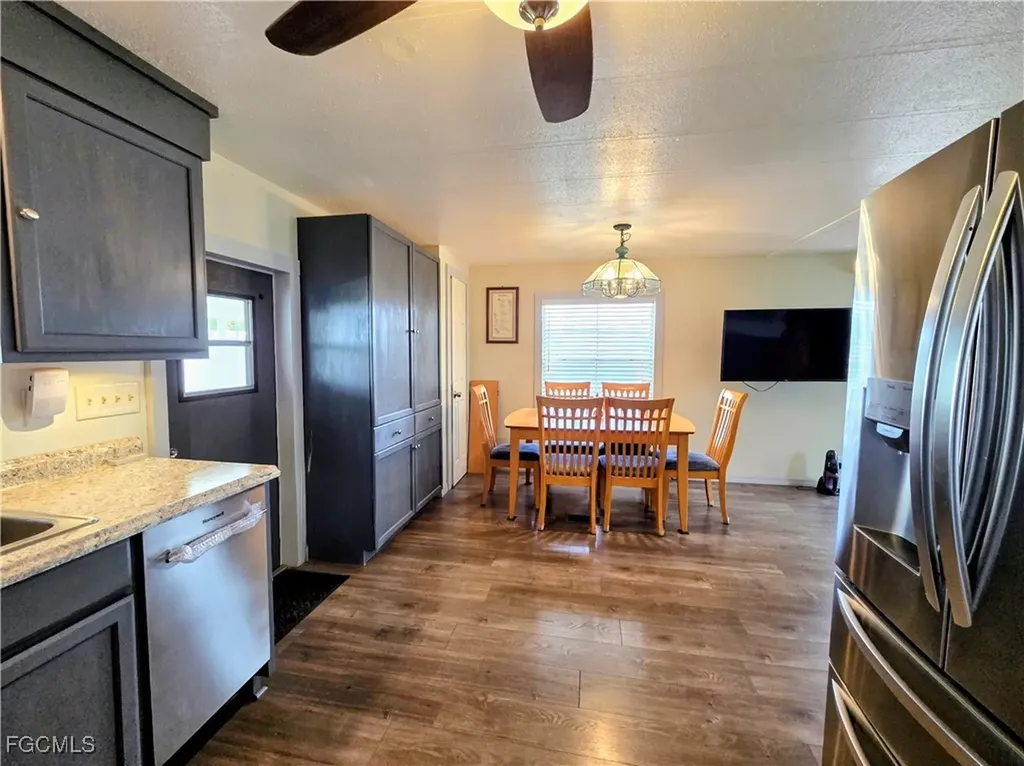 836 Peaceful Drive North Fort Myers FL 33917