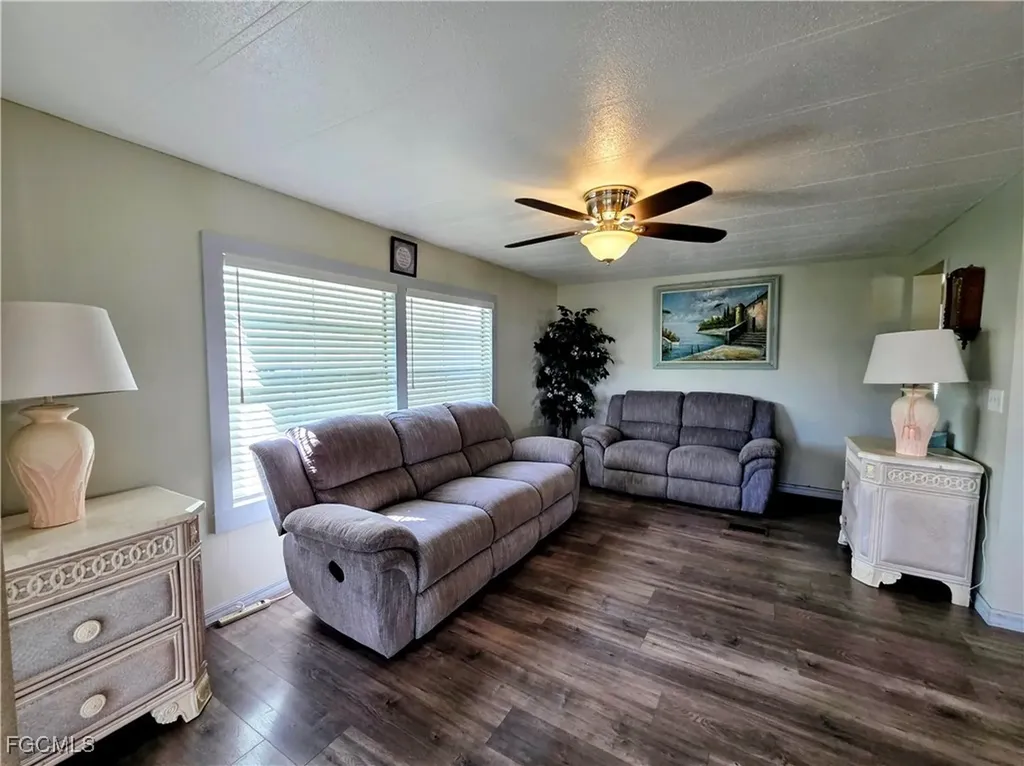 836 Peaceful Drive North Fort Myers FL 33917