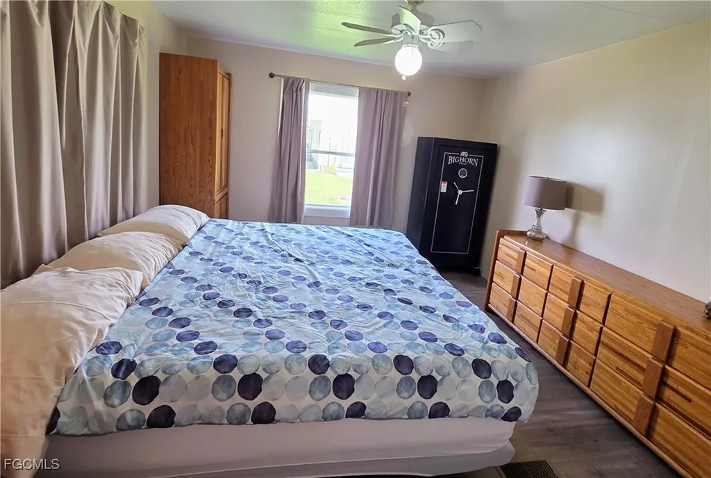 836 Peaceful Drive North Fort Myers FL 33917