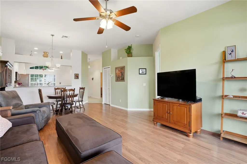 12784 Devonshire Lakes Circle Fort Myers FL 33913