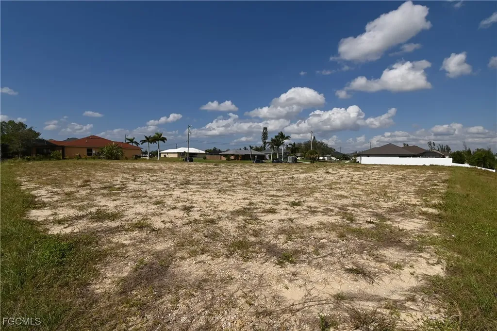 432 SW 22nd Street Cape Coral FL 33991