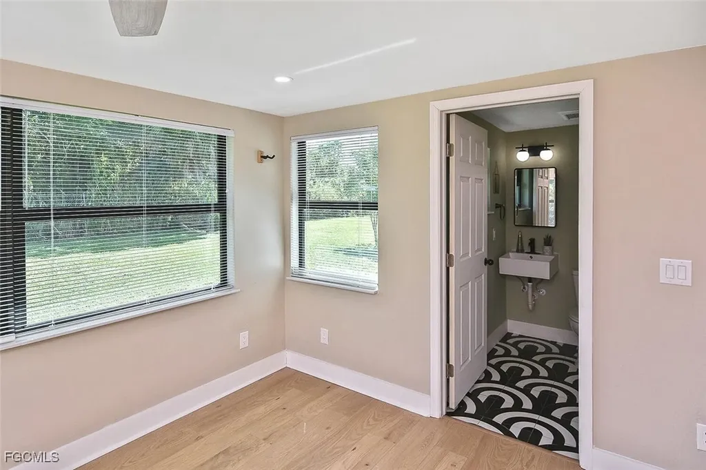 1922 Flamingo Drive North Fort Myers FL 33917