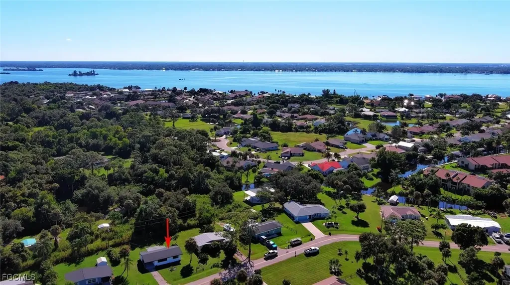 1922 Flamingo Drive North Fort Myers FL 33917
