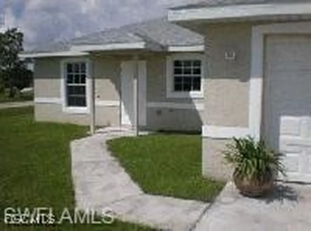 936 Eisenhower Boulevard Lehigh Acres FL 33974