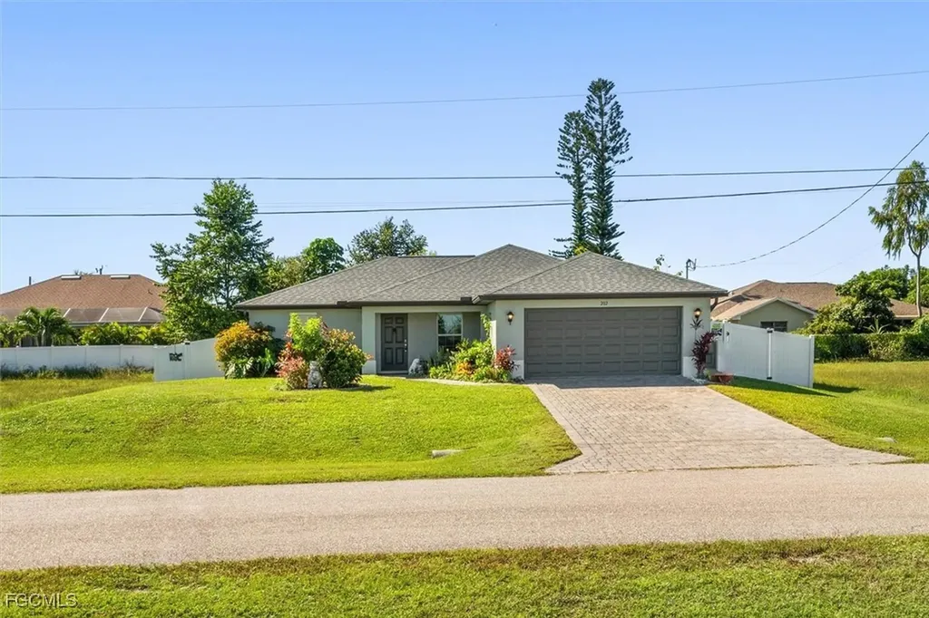 202 NE 20th Terrace Cape Coral FL 33909
