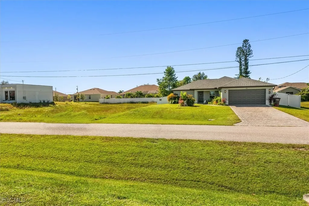 202 NE 20th Terrace Cape Coral FL 33909