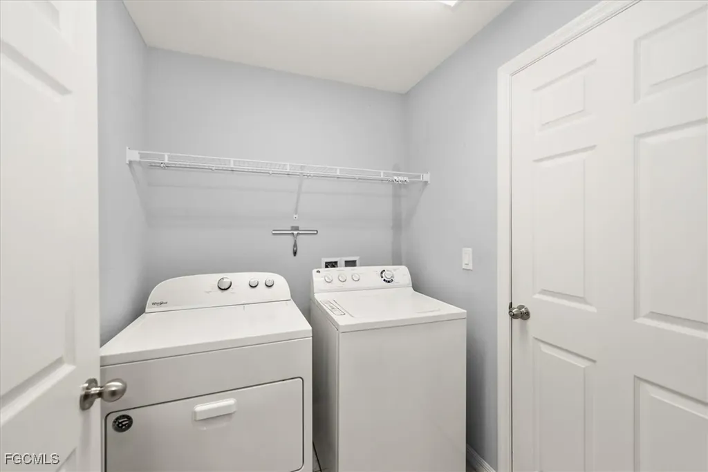 202 NE 20th Terrace Cape Coral FL 33909