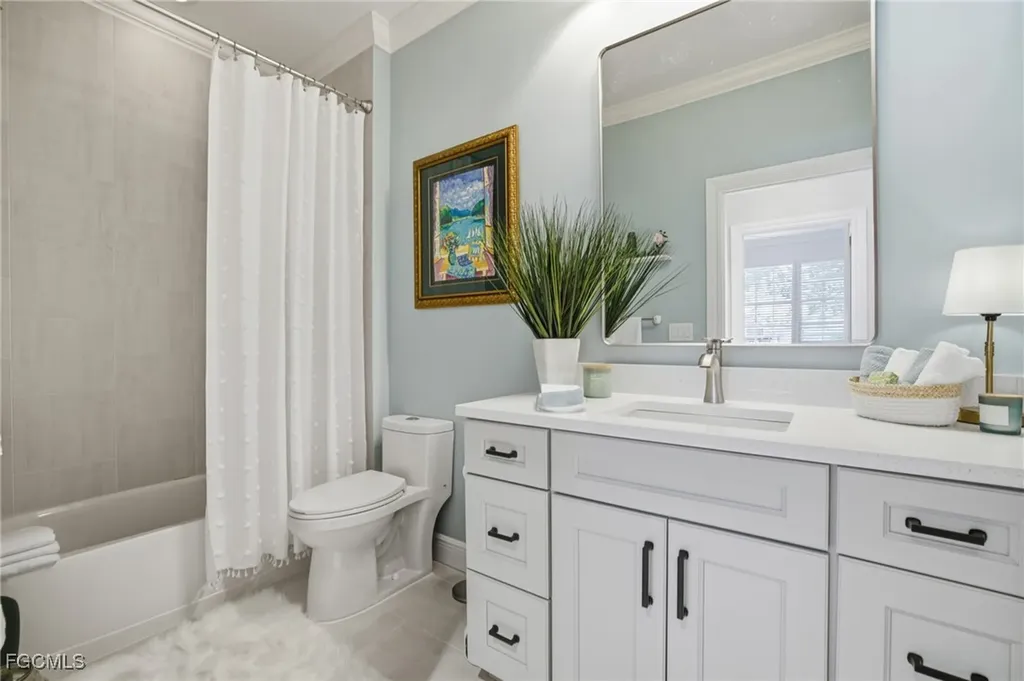 18911 Bay Woods Lake Drive Fort Myers FL 33908