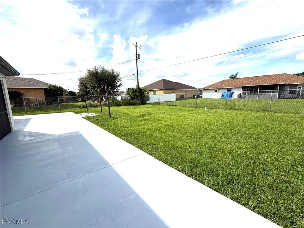 1313 SW 12th Terrace Cape Coral FL 33991