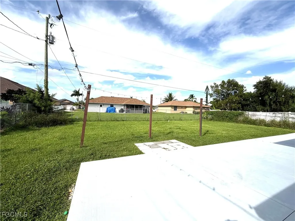 1313 SW 12th Terrace Cape Coral FL 33991