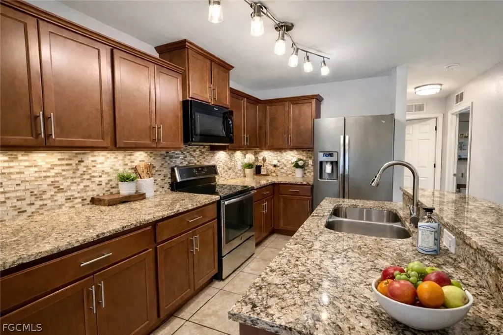 1313 SW 12th Terrace Cape Coral FL 33991