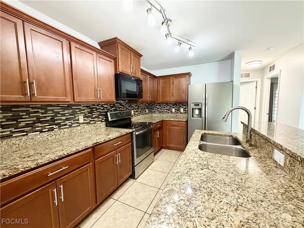 1313 SW 12th Terrace Cape Coral FL 33991