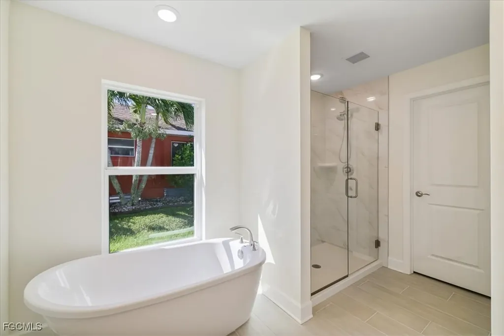 2323 SW 5th Place Cape Coral FL 33991