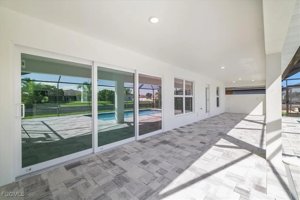 2323 SW 5th Place Cape Coral FL 33991