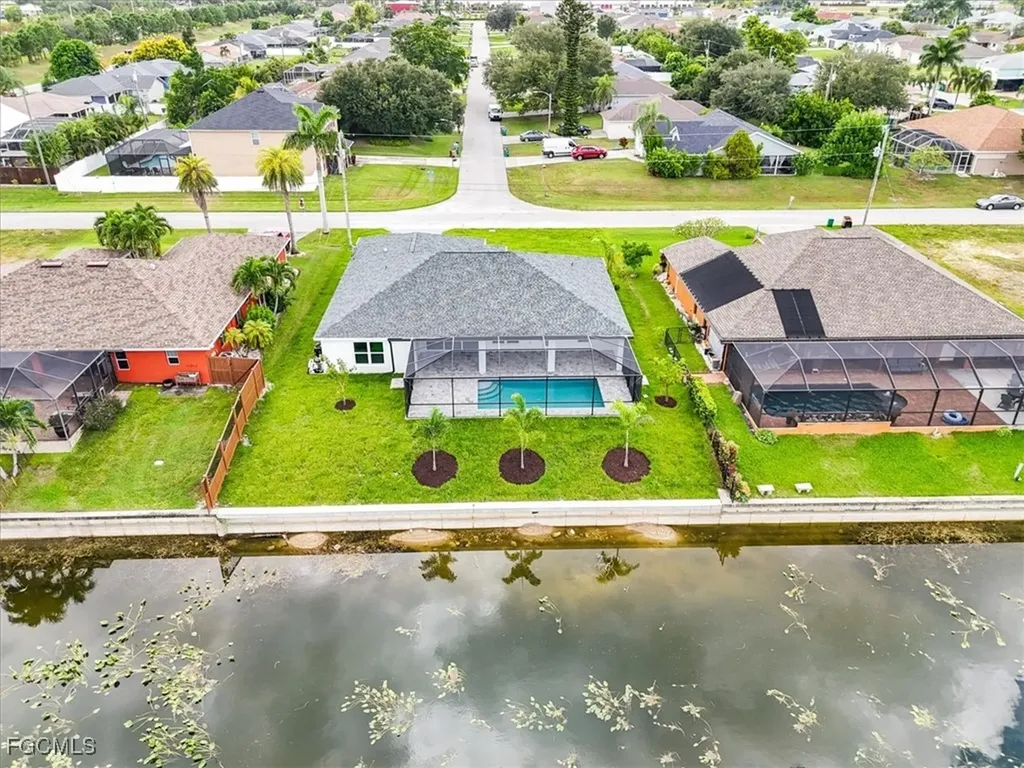 2323 SW 5th Place Cape Coral FL 33991