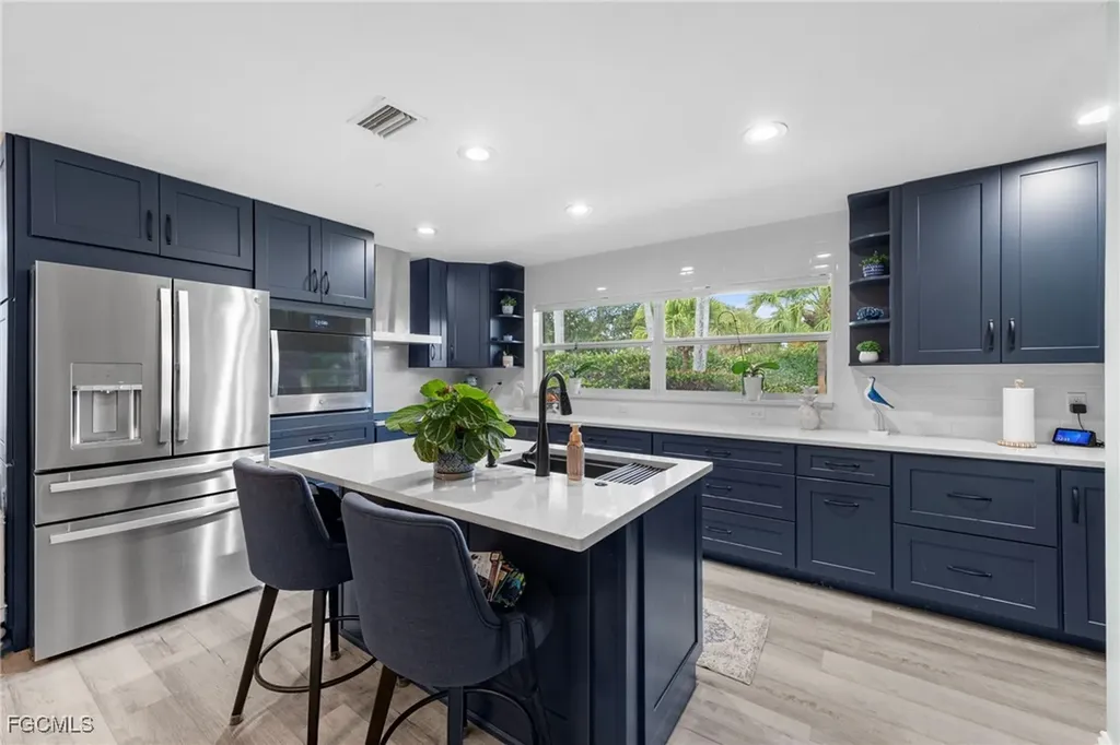 4701 Mcgregor Boulevard Fort Myers FL 33901