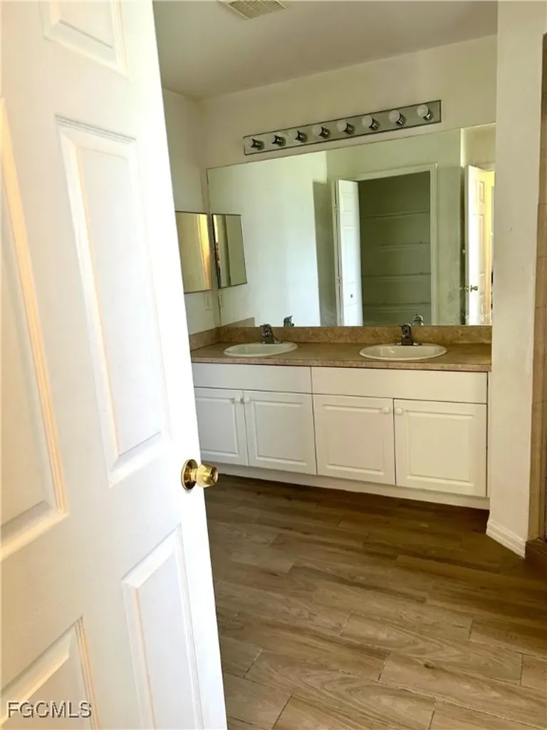 947 Hunter Street E Lehigh Acres FL 33974