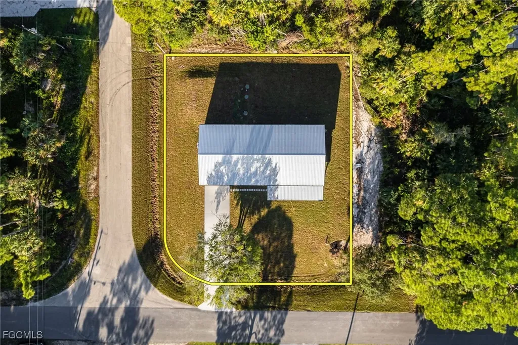 3823 Highlight Street Fort Myers FL 33905