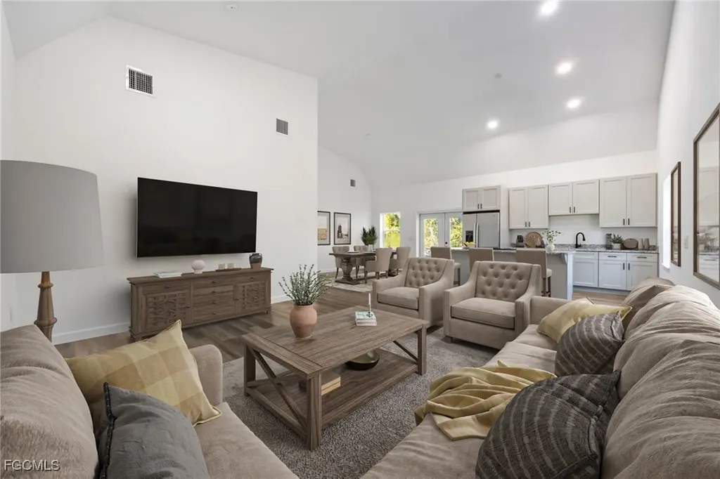 3823 Highlight Street Fort Myers FL 33905