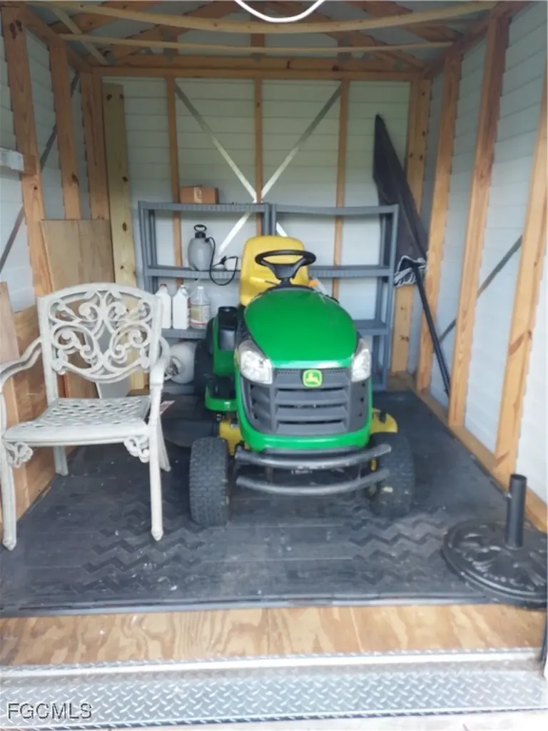 1661 Manor Avenue Fort Myers FL 33901