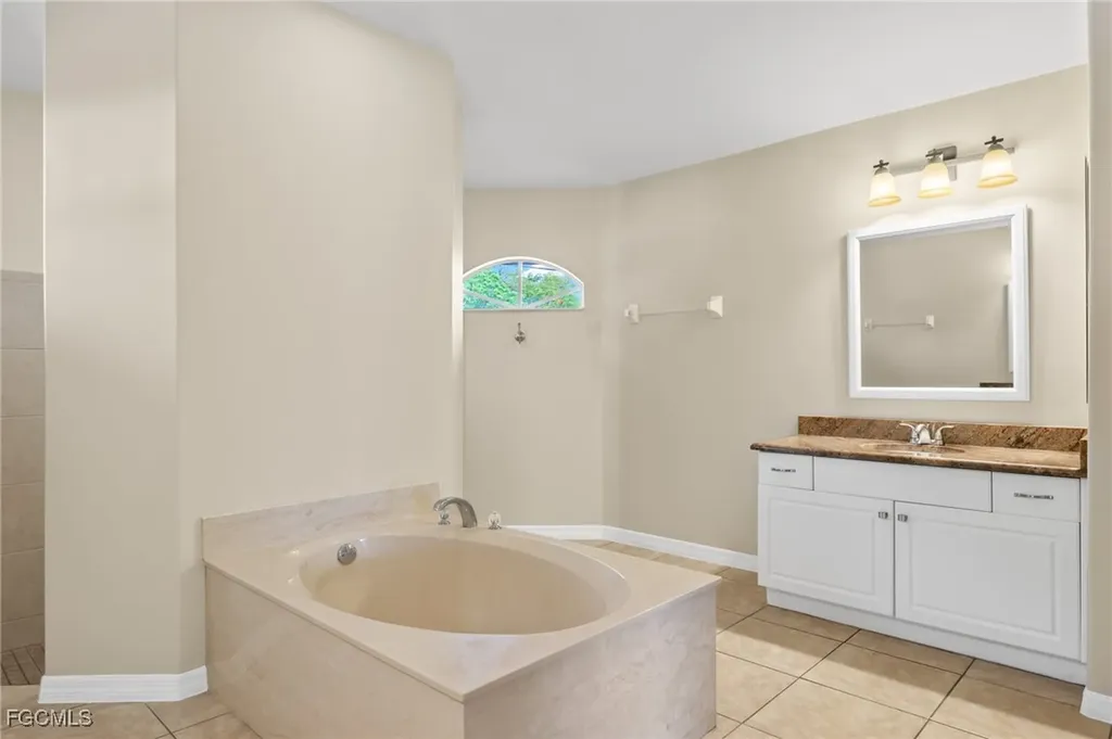 1418 Shelby Parkway Cape Coral FL 33904