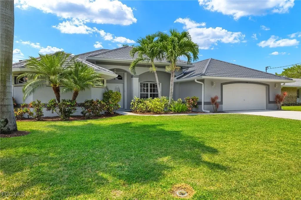 1418 Shelby Parkway Cape Coral FL 33904