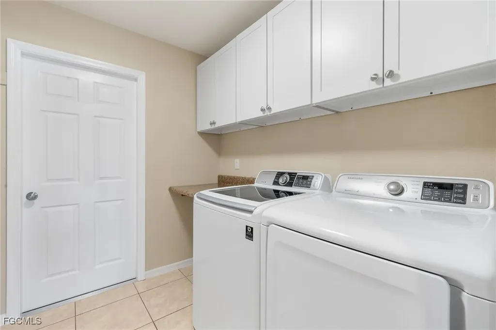 1418 Shelby Parkway Cape Coral FL 33904