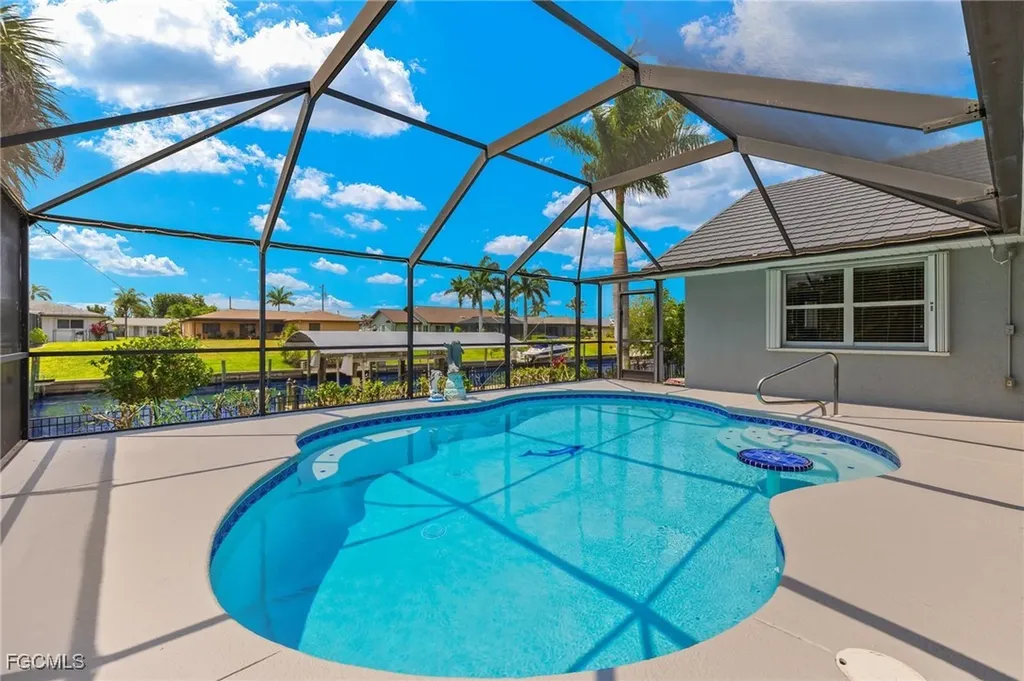 1418 Shelby Parkway Cape Coral FL 33904