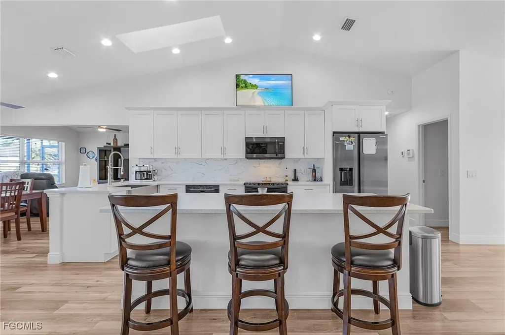 2027 SE 21st Street Cape Coral FL 33990